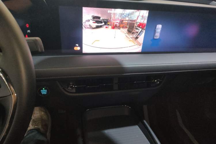 Used Ford Mondeo 2023 EcoBoost 245 Luxury Model Audio And AC Panel