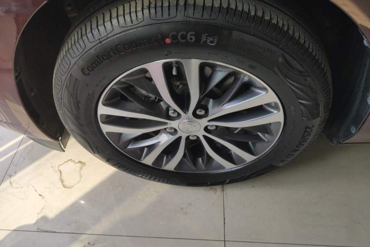 Used Buick GL8 2022 ES Landtrek 653T Comfort Edition