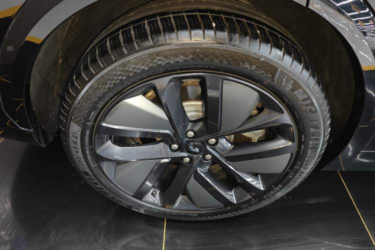 Used Li Auto L7 2024 Pro Model
