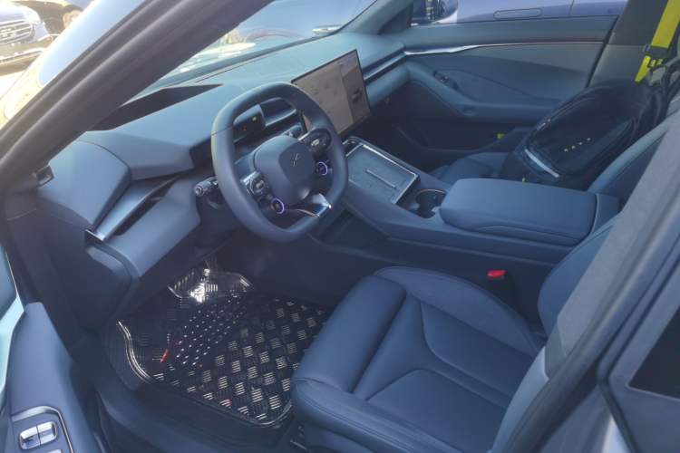 Used XPeng P7 2025 Model—820 Ultra Long Range Ultra