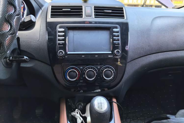 Used FORTHING Joyear X5 2015 1.6L Manual Luxury Model
