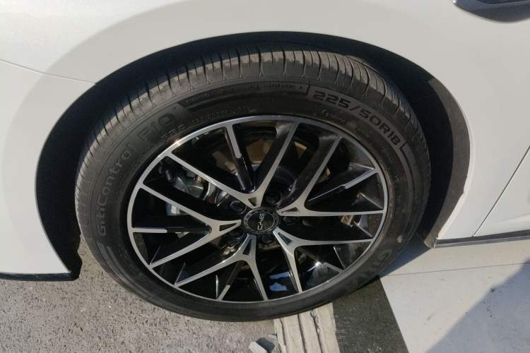 Used BYD Seal 2024 HONOR Edition DM-i 1.5L 121km Luxury Model
