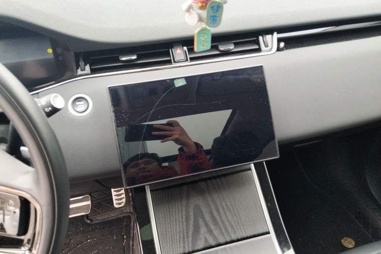 Used Land Rover Range Evoque 2024 Aurora L 249 PS Prestige Light-Chasing Edition
