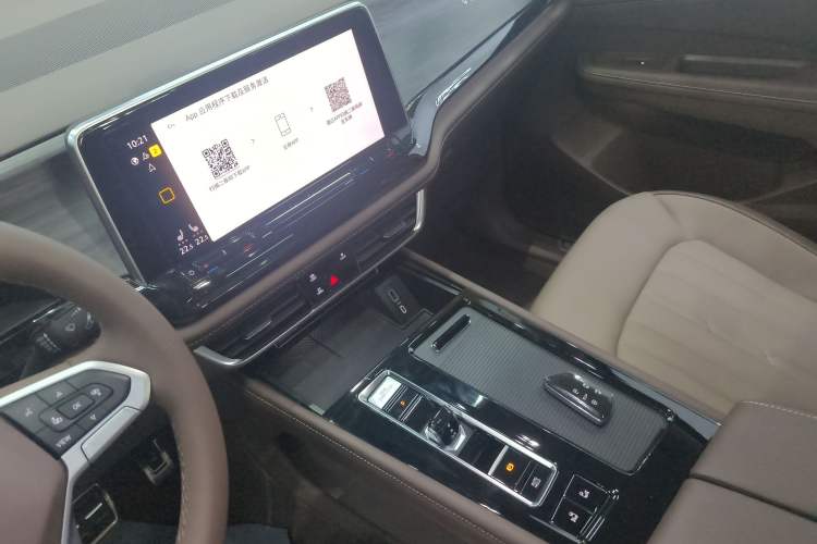 Used Volkswagen Viloran 2024 380TSI Luxury Edition
