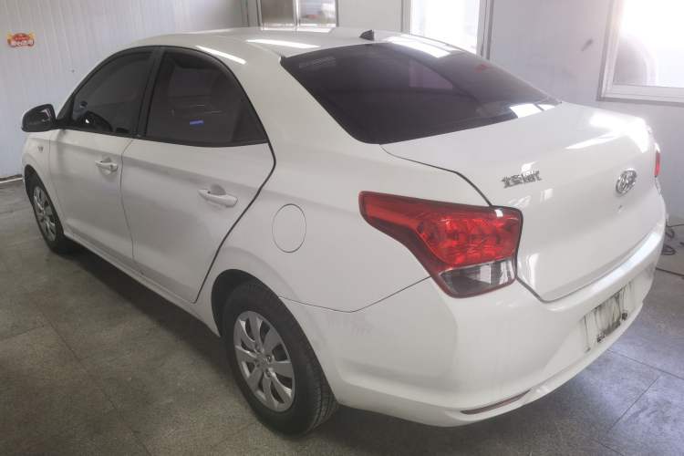 Used Hyundai Verna (older generation) 2017 1.4L Manual Refreshed Version China V Standard
