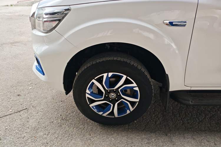 Used Dongfeng Ruichi 6 2020 EV model
