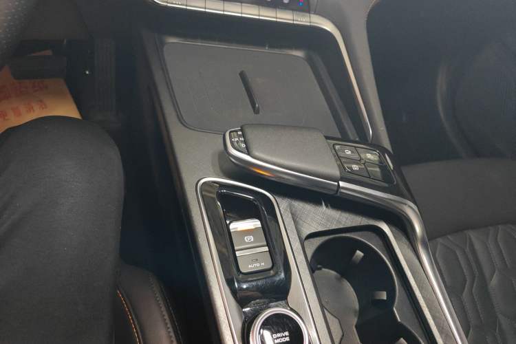 Used CHANGAN UNI-T 2022 1.5T Prestige Version