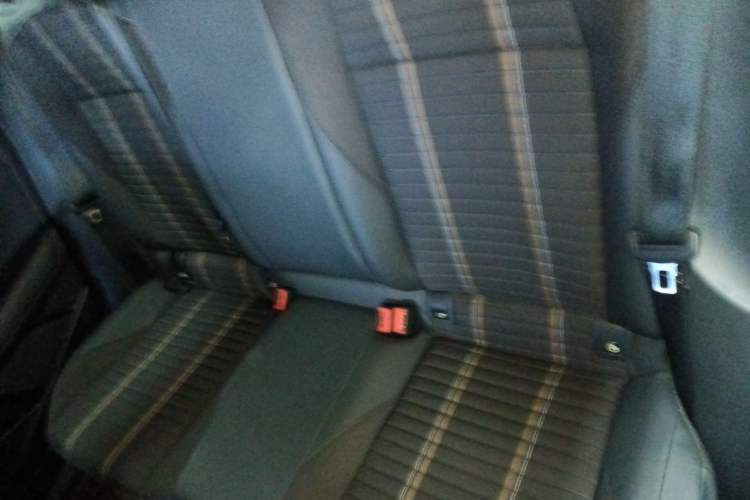 Used Volkswagen Lavida 2018 Hatchback 200TSI DSG Comfort Edition China V Standard Left Rear Seat