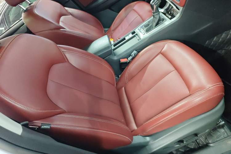 Used Roewe RX5 2016 30T Four-Wheel Drive Automatic Internet Smart Luxury Edition
