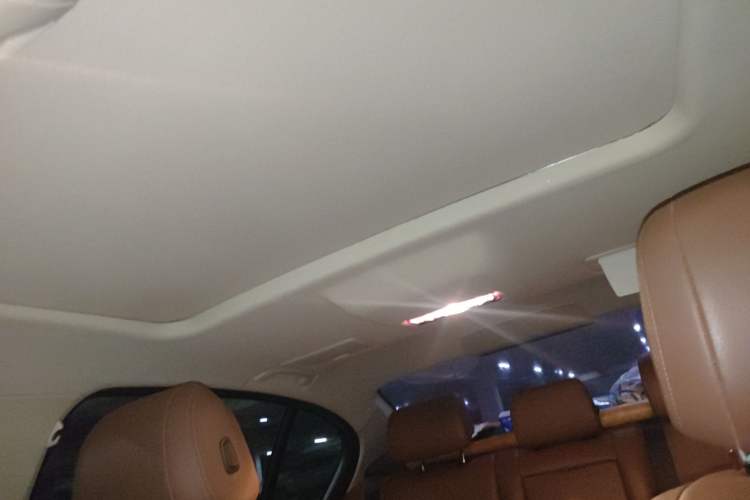 Used BMW 5 Series 2017 528Li xDrive Leading Model