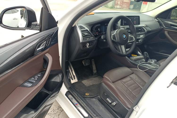 Used BMW X4 2021 xDrive 25i M Sport Package Driver Seat