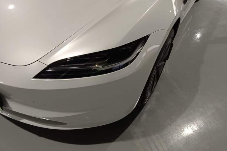 Used Tesla Model 3 2025 Rear-Wheel-Drive Version