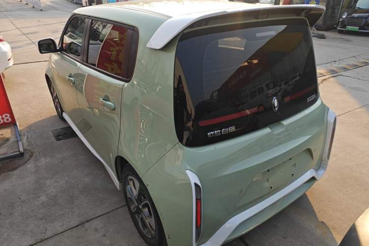 Used ORA White Cat 2022 Xiaoyue Mao Edition 401 km Flagship Model Lithium Ternary Rear Left 45 Deg