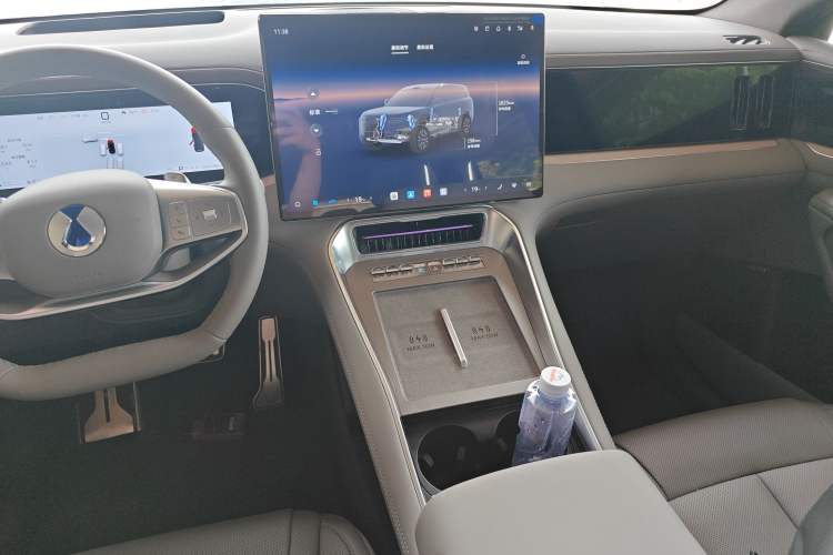 Used Denza N8L 2025 Model Flagship Model