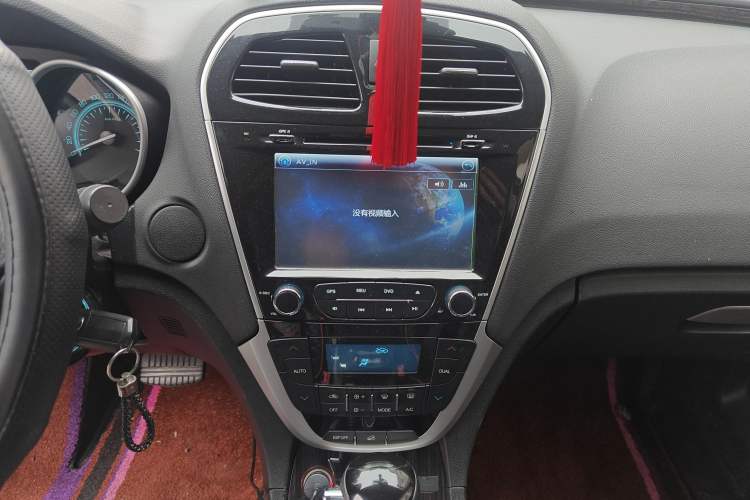 Used GAC Trumpchi GS5 Super 2015 2.0L Automatic Two-Wheel Drive Comfort Edition