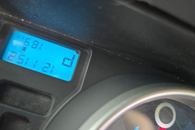 Used Buick Excelle 2013 1.5L Automatic Classic Model
