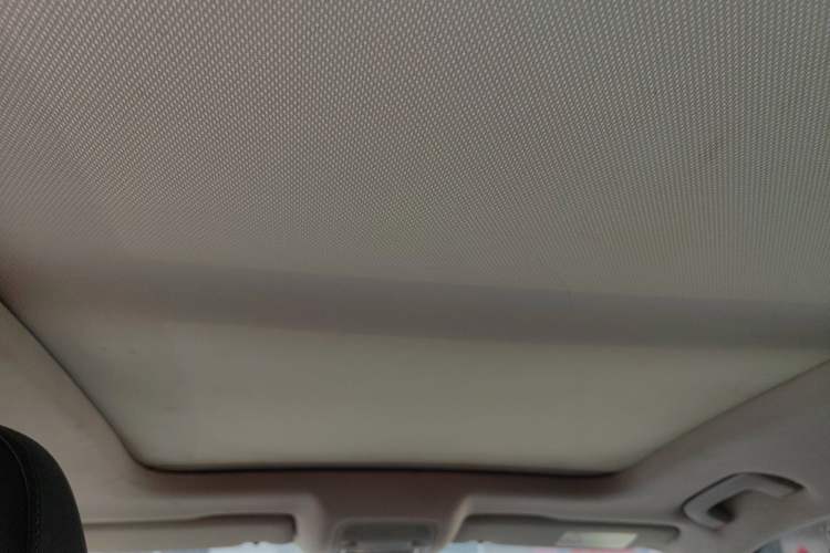 Used Audi Q3 2016 40 TFSI quattro all-wheel-drive sport model
