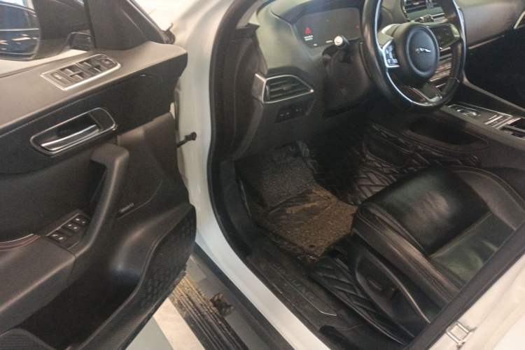 Used Jaguar F-PACE 2018 2.0T Four-Wheel Drive Urban Luxury Edition
