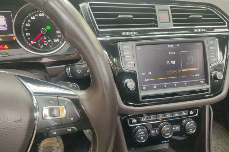 Used Volkswagen Tiguan L 2018 Facelift 330TSI Automatic Two-Wheel Drive Luxury Edition
