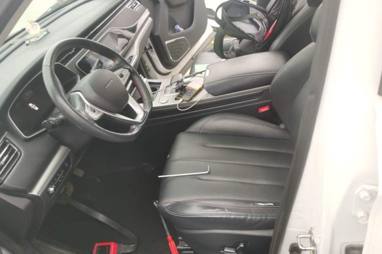 Used CHANGAN OSHAN X7 2021 1.5T Space Freedom Edition with Automatic Parking and Facial Recognition
