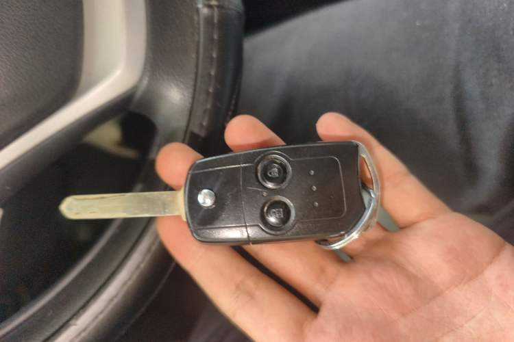 Used Honda CR-V 2012 2.0L Four-wheel Drive Classic Edition Vehicle Key