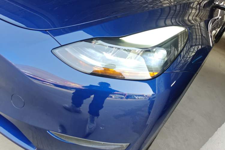 Used Tesla Model Y 2021 Long-Range All-Wheel-Drive Version