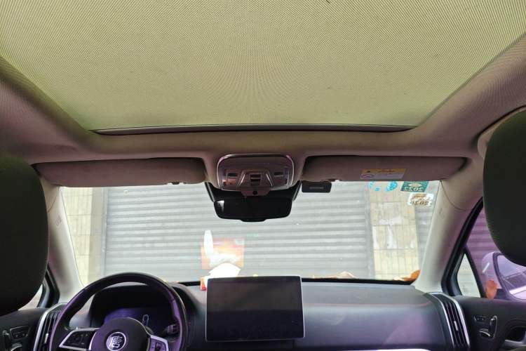 Used BYD Tang New Energy 2018 DM 2.0T All-Wheel Drive Smart Connectivity Luxury Model 7 Seats China V Emission Standard
