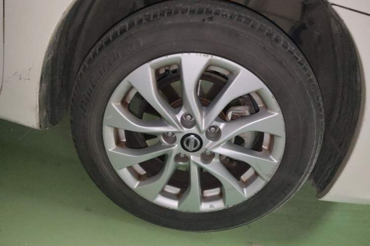 Used Nissan Sylphy 2016 1.6XV CVT Smart Enjoyment Version Right Front Wheel Hub