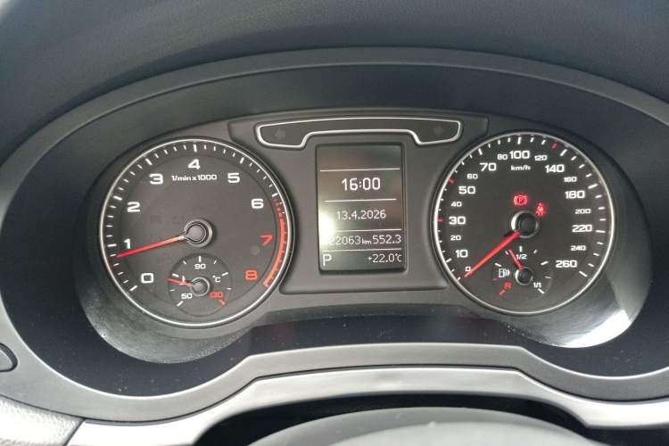 Used Audi Q3 2013 35 TFSI Comfort Model Instrument Cluster