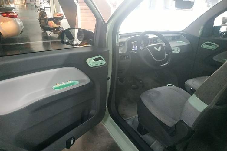 Used Wuling Hongguang MINIEV 2021 Macaron Fashion Edition Lithium-Ion Battery