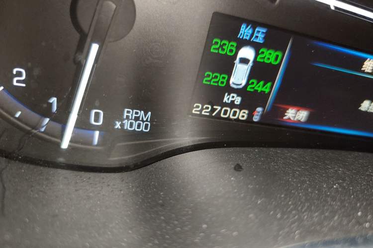 Used Cadillac SRX 2014 3.0L Leading Model