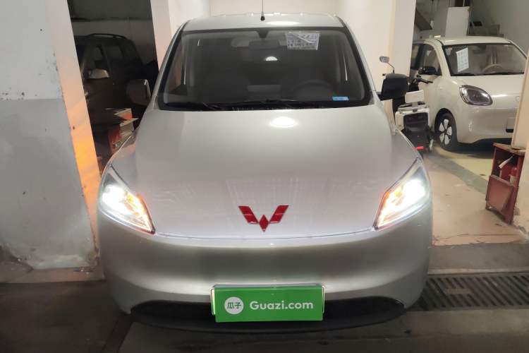 Used Wuling Hongguang New Energy 2024 All-Electric Model 300KM Standard Version