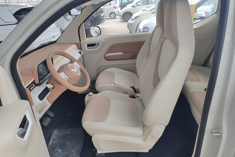 Used Wuling Hongguang MINIEV 2024 3rd Generation 215km Youth Edition
