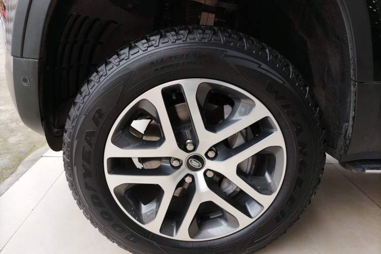 Used Land Rover Defender 2024 110 3.0T P400 Dark Edition