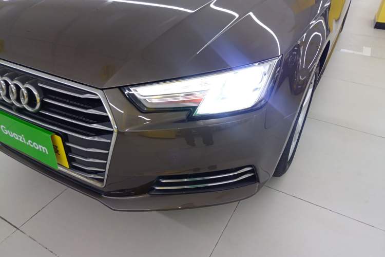 Used Audi A4L 2018 30th Anniversary Edition 30 TFSI Ambition Model Left Front Headlight