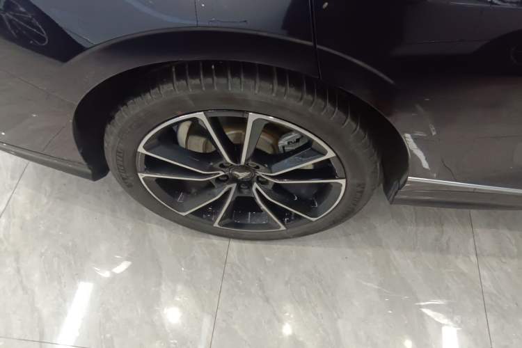 Used VOYAH PASSION 2024 PHEV Four-Wheel Drive Ultra-Long Range Flagship Model