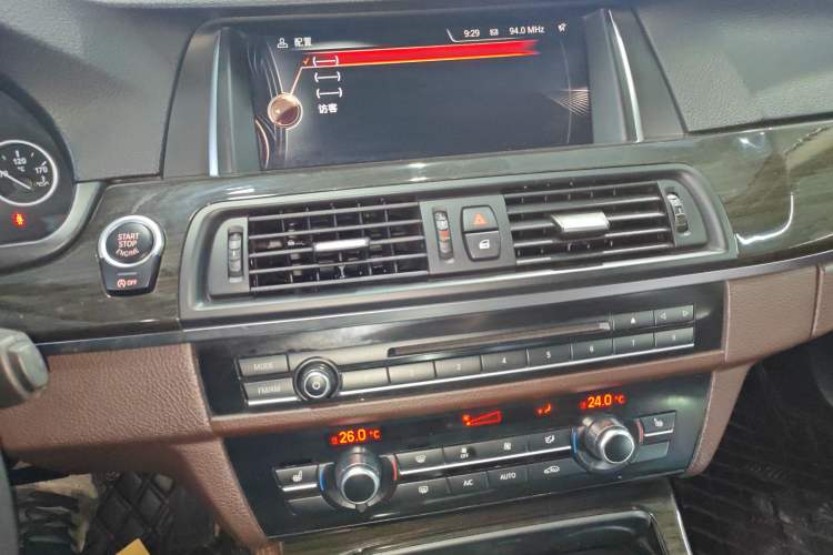 Used BMW 5 Series 2017 525Li Luxury Design Package
