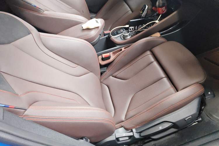 Used BMW X2 2021 Restyled sDrive25i Midnight Edition Right Front Seat