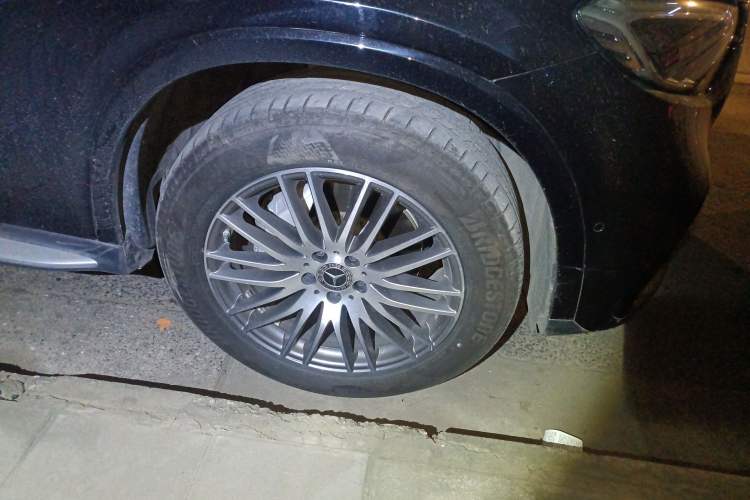 Used Mercedes-Benz GLC 2023 GLC 300 L 4MATIC Dynamic Edition 5-seater