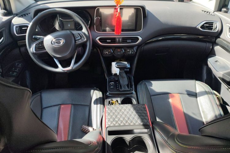 Used GAC Trumpchi GS4 2018 235T Automatic Two-Wheel Drive Elite Edition Center Console