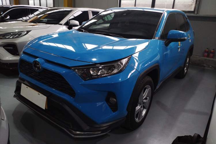 Used Toyota RAV4 2020 2.0L CVT Two-Wheel Drive Fashion Edition