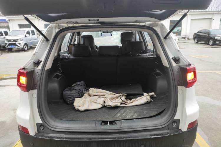 Used Changan CS75 2016 1.8T Automatic Prestige Model China V Standard