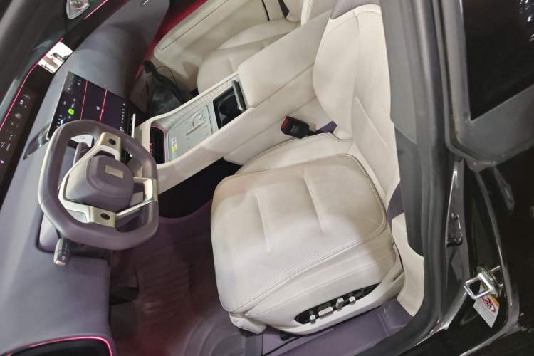 Used Avatr 12 2025 Year Updated Max All-Electric Version Left Front Seat