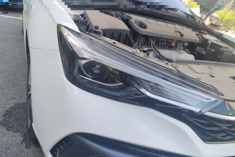 Used Roewe i5 2021 1.5L CVT Diamond Edition Right Front Headlight