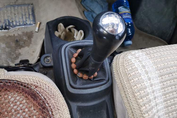 Used CHANGAN KAICHENG Star 3 2015 1.2L Base Model Non-Air-Conditioned EA12V
