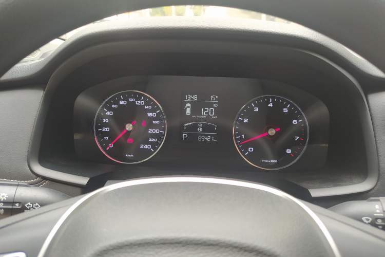 Used Roewe i6 2020 PLUS 1.6L CVT 4G Connected Glory Flagship Edition