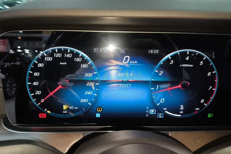 Used Mercedes-Benz E-Class 2021 Restyled E 300 L Luxury Edition
