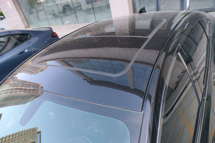 Used Buick LaCrosse 2021 652T Luxury Model Roof