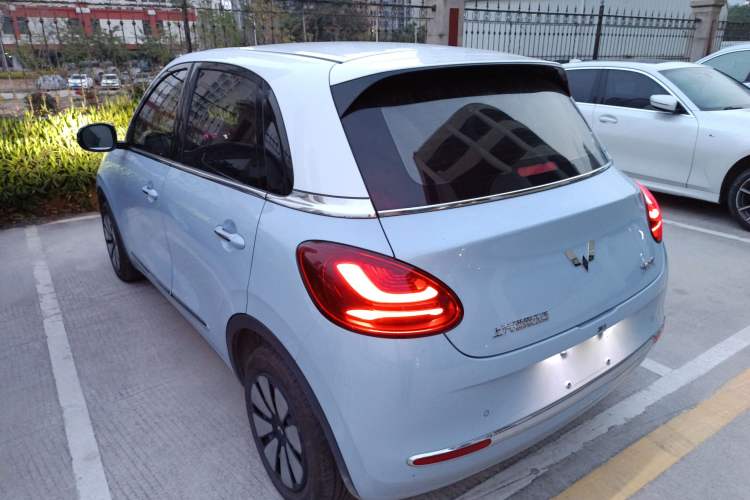 Used Wuling Bingo 2023 410 km Lingxi Deluxe Edition
