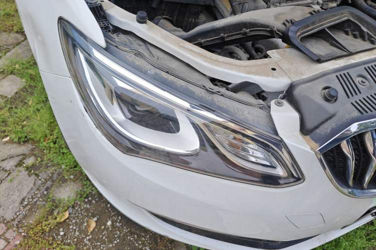 Used Buick GT 2016 15N Automatic Elite Edition Right Front Headlight